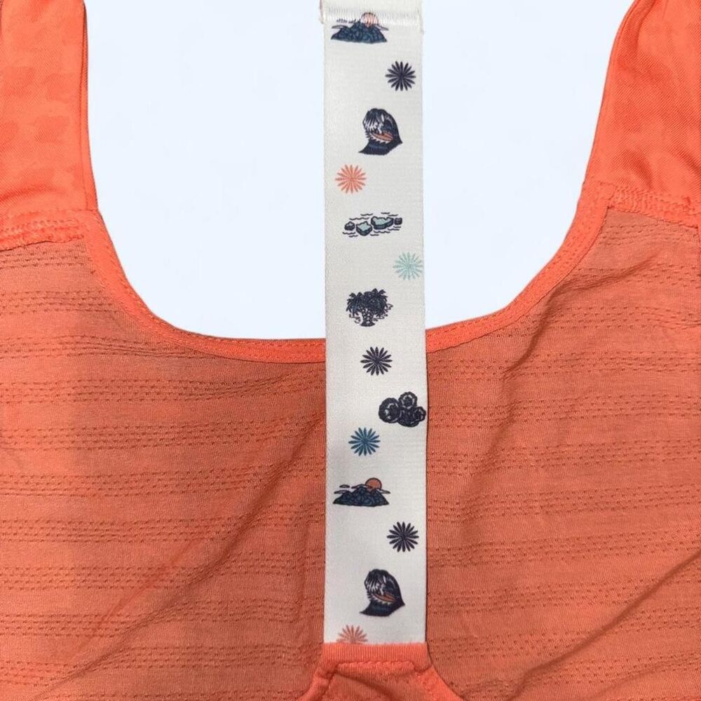 rabbit Racerback Running Tank Top Size L. - Picture 3 of 6